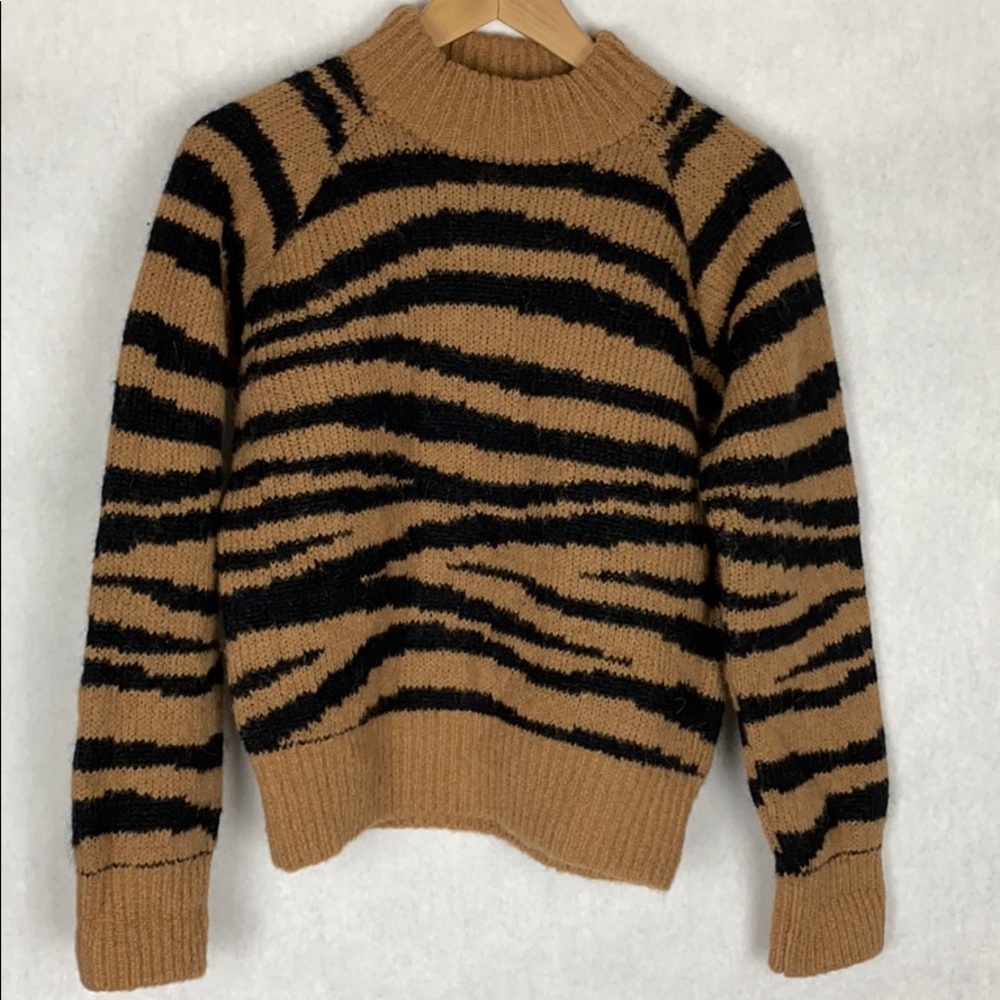 APC zebra sweater NWOT XS